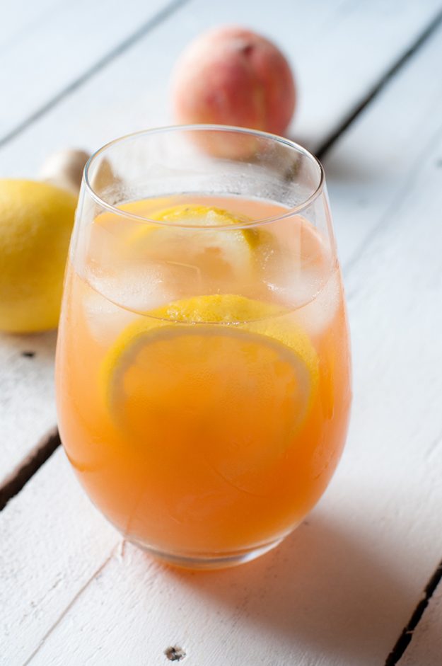 Ginger Peach Orange Vodka Cocktail Sumer Screwdriver